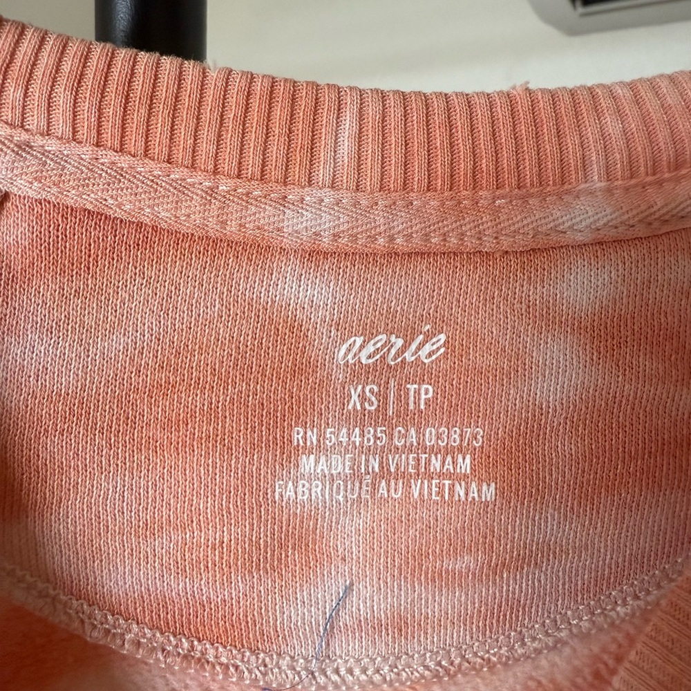 Aerie Coral and White Sweatshirt - Picture 3 of 3